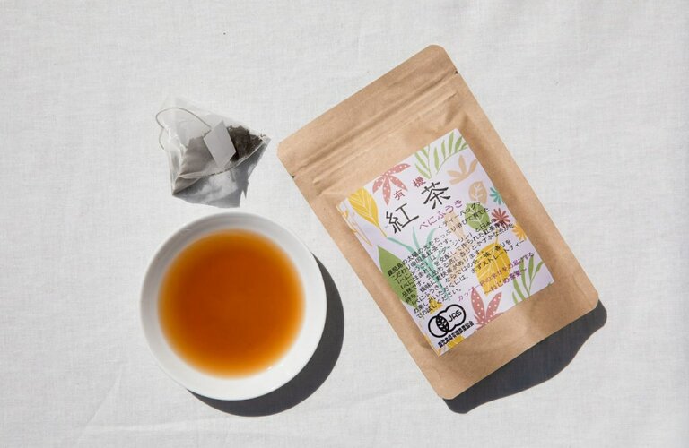 香りが豊かなオーガニックの紅茶を飲食店様に | オーガニックの卸なら多種多様な食材が揃う株式会社プレマフーズ